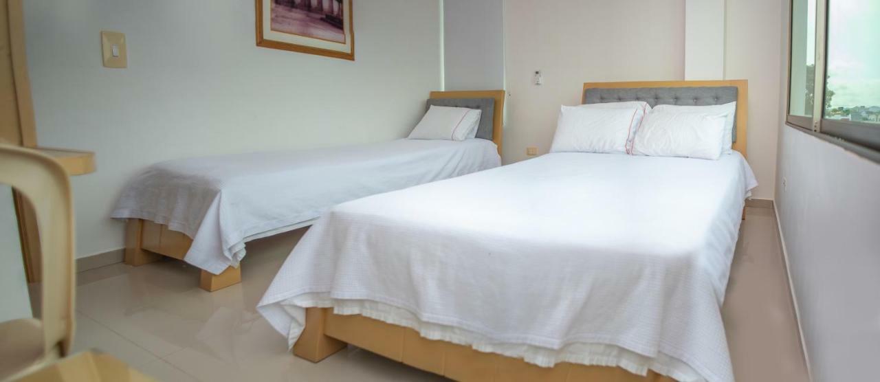 Onoma Hotel Lorica ภายนอก รูปภาพ