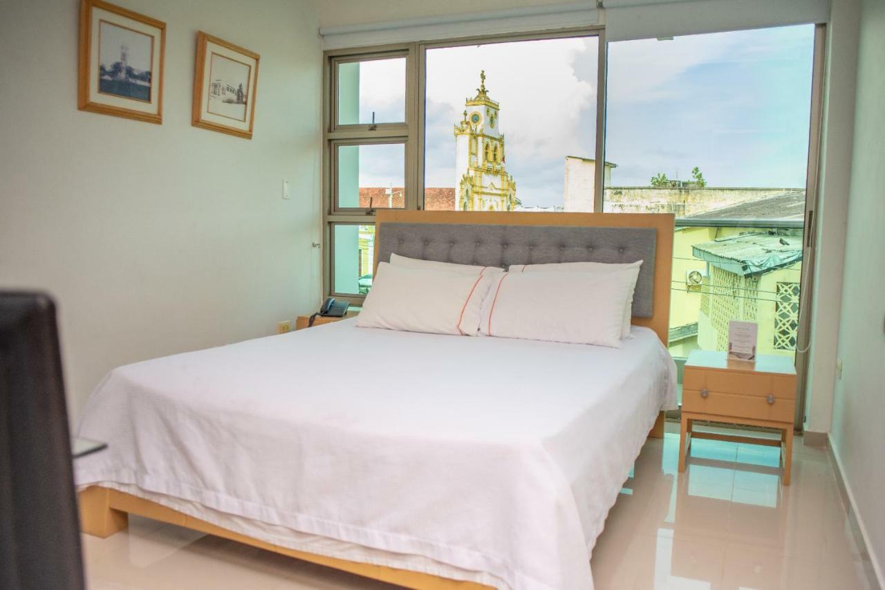 Onoma Hotel Lorica ภายนอก รูปภาพ